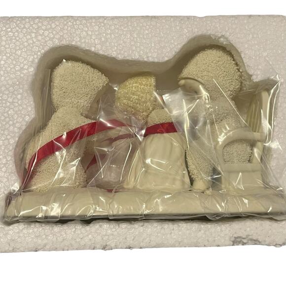 Department 56 Snowbabies Mommy's Little Girls 2011 Figurine - Picture 4 of 8